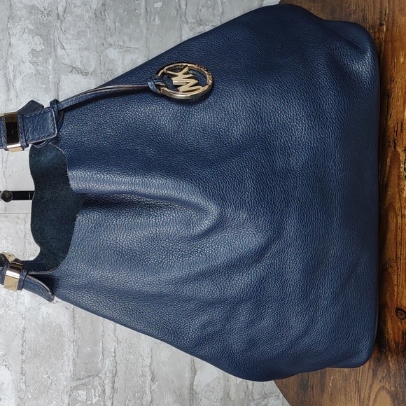 Michael Kors "Colgate" Reversible Leather/Suede Shoulder Bag - Picture 2 of 14